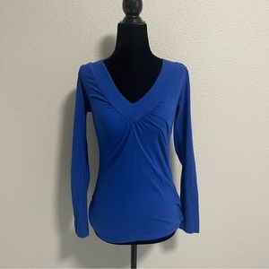 Tresics | Cerulean Blue Long-Sleeved V-Neck Top